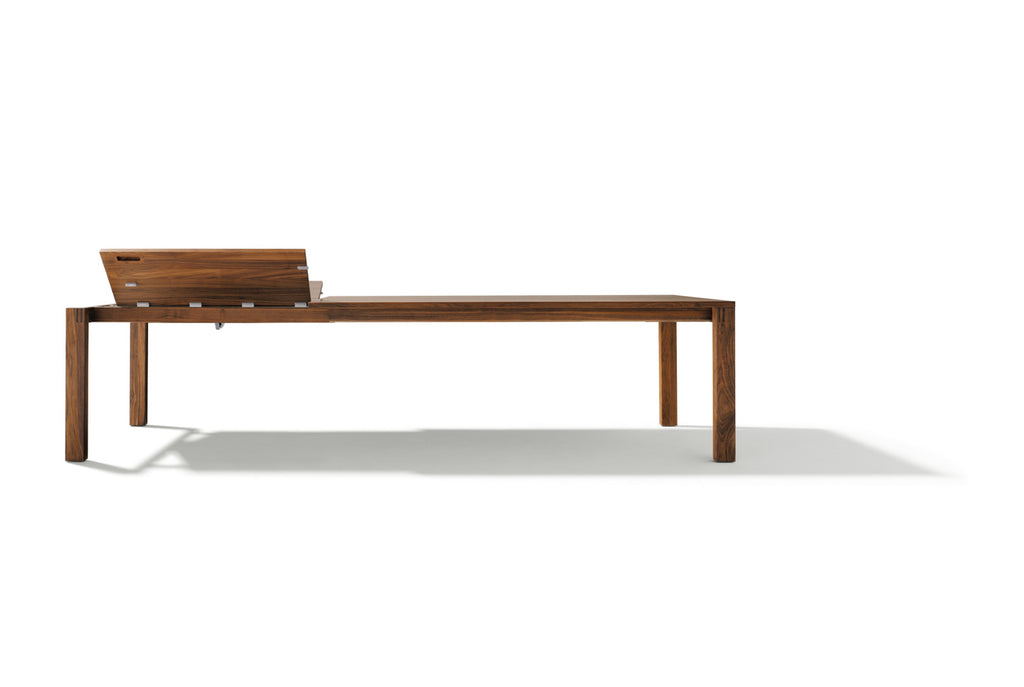 On display in Calgary. magnum table Essentials Edition in walnut. 200 x 100 cm + 100 cm 2soft extension. Photo: TEAM 7
