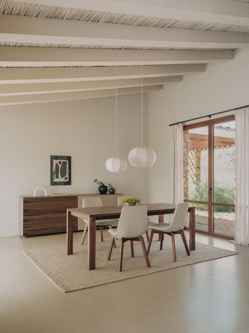 TEAM 7 magnum table in walnut. photo: TEAM 7 - Available in Canada at The Mattress & Sleep Co.