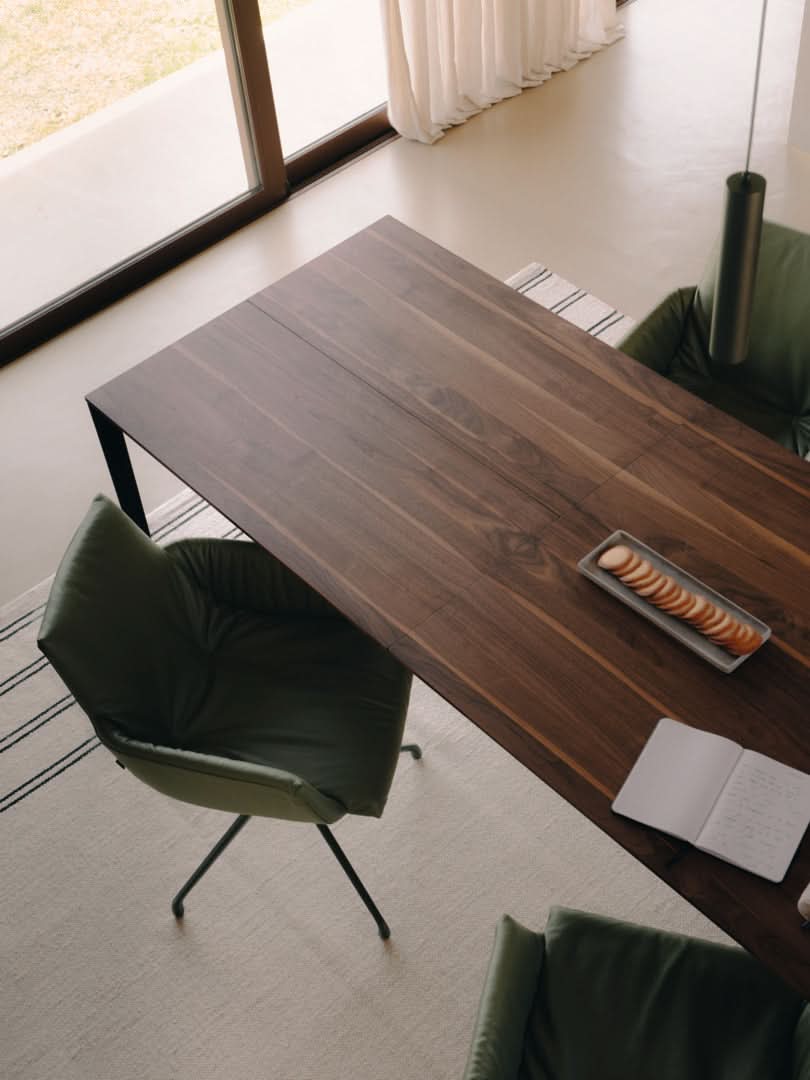 tak table