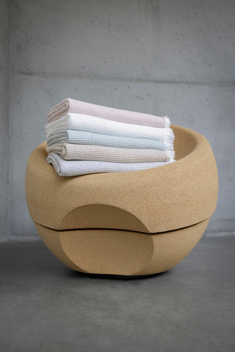 A&H Bees Towels from top-to-bottom: 518 Primrose, 100 White, 210 Aqua, 770 Linen and 992 Platinum