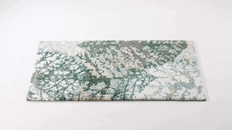 The A&H Monoke Bath Rug is made from 100% Giza Egyptian Cotton Long Staple and is available in two sizes