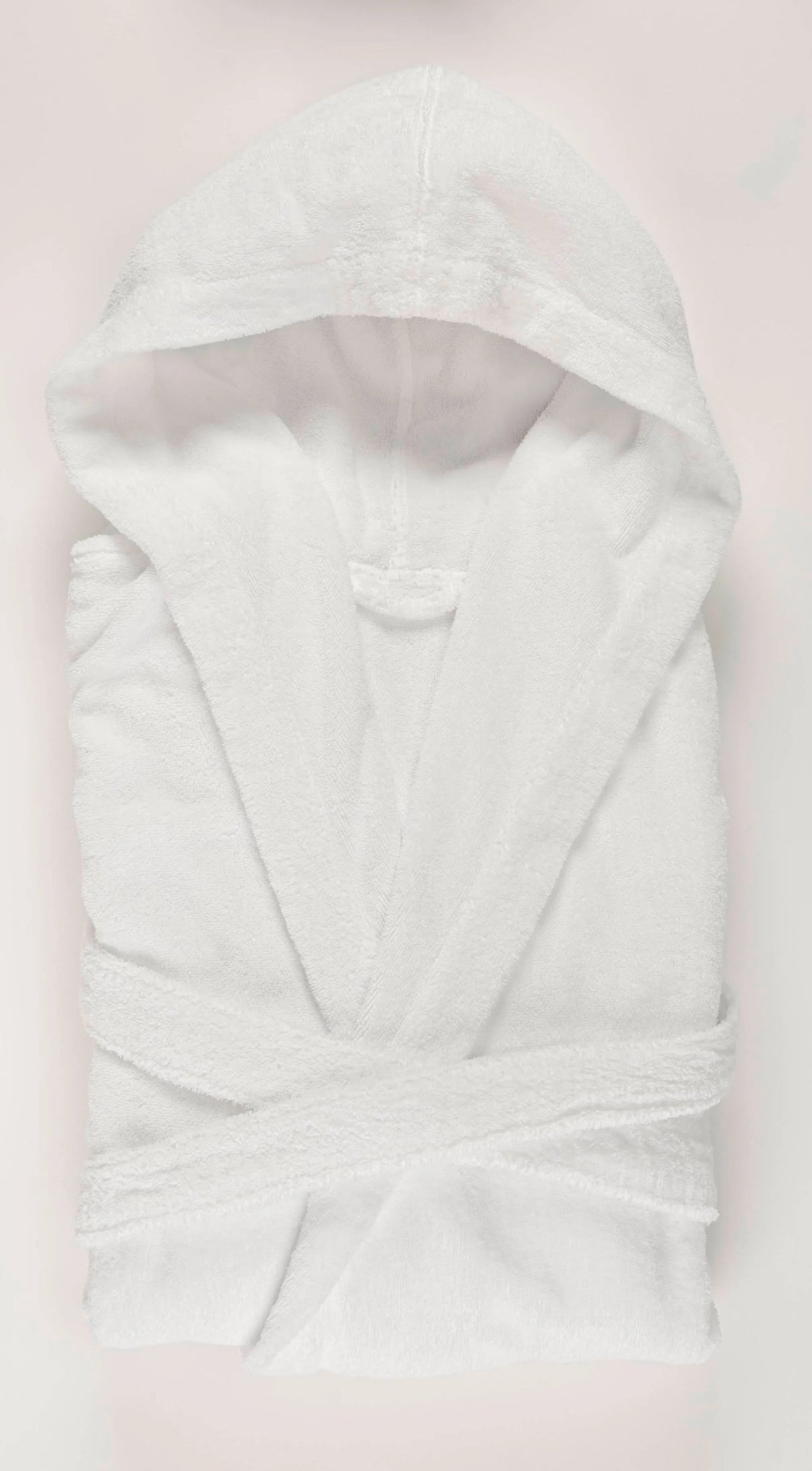 A&H Alex Robe in 100 White