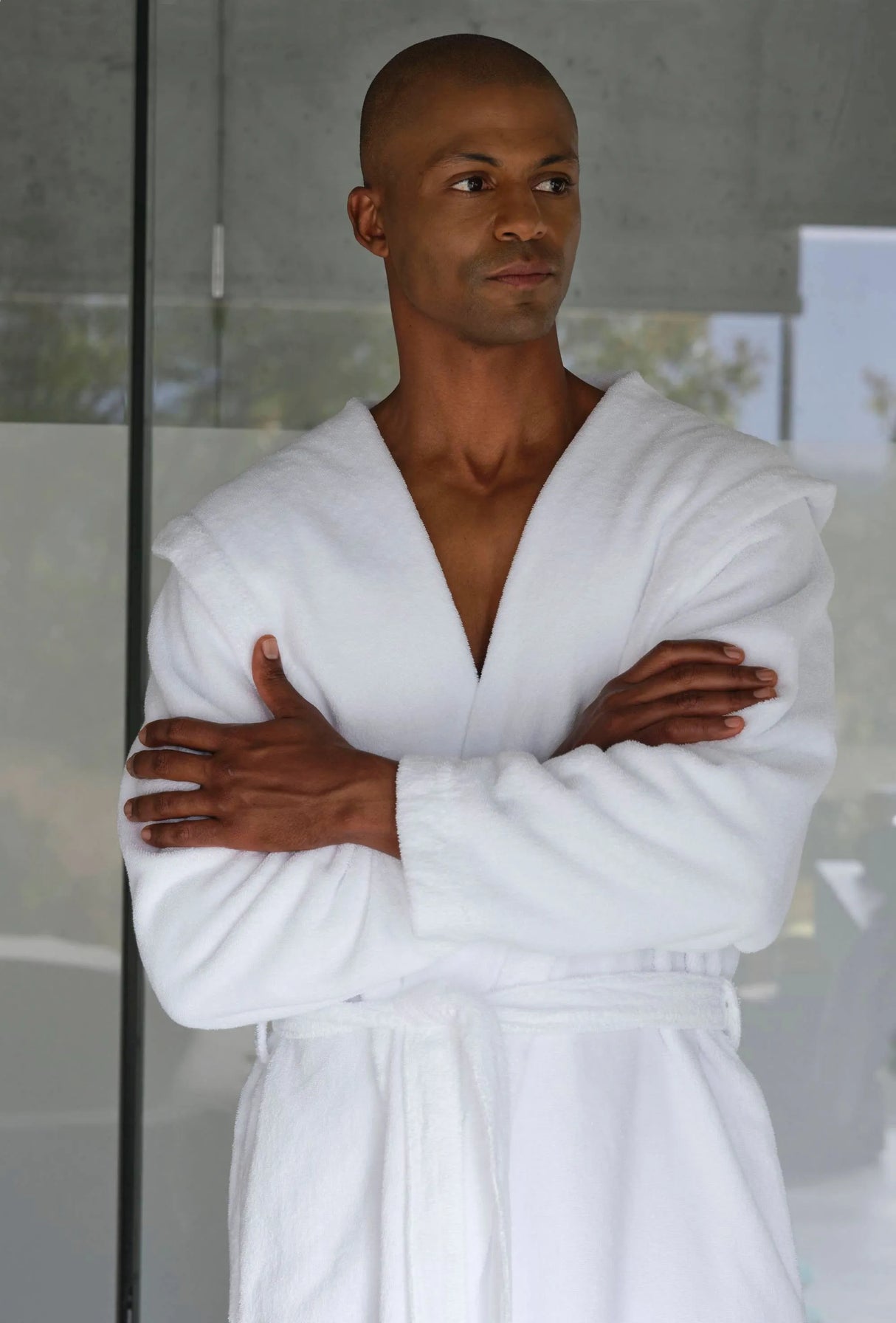 A&H Alex Robe in 100 White
