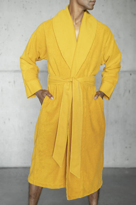 A&H Amigo Robe in 870 Curcuma