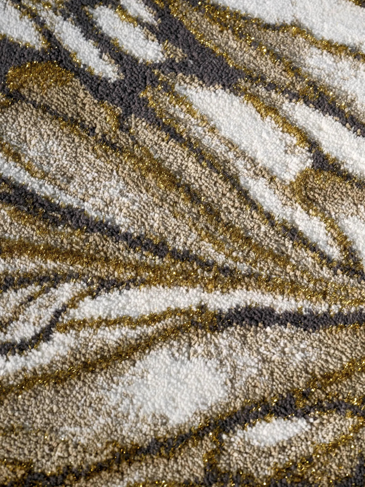 A&H Diane Bath Rug, 27 x 47" w/ non-slip backing