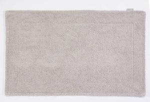 A&H Double Tub Mat - colour 950 Cloud. 100% Giza Egyptian Cotton Extra-Long Staple