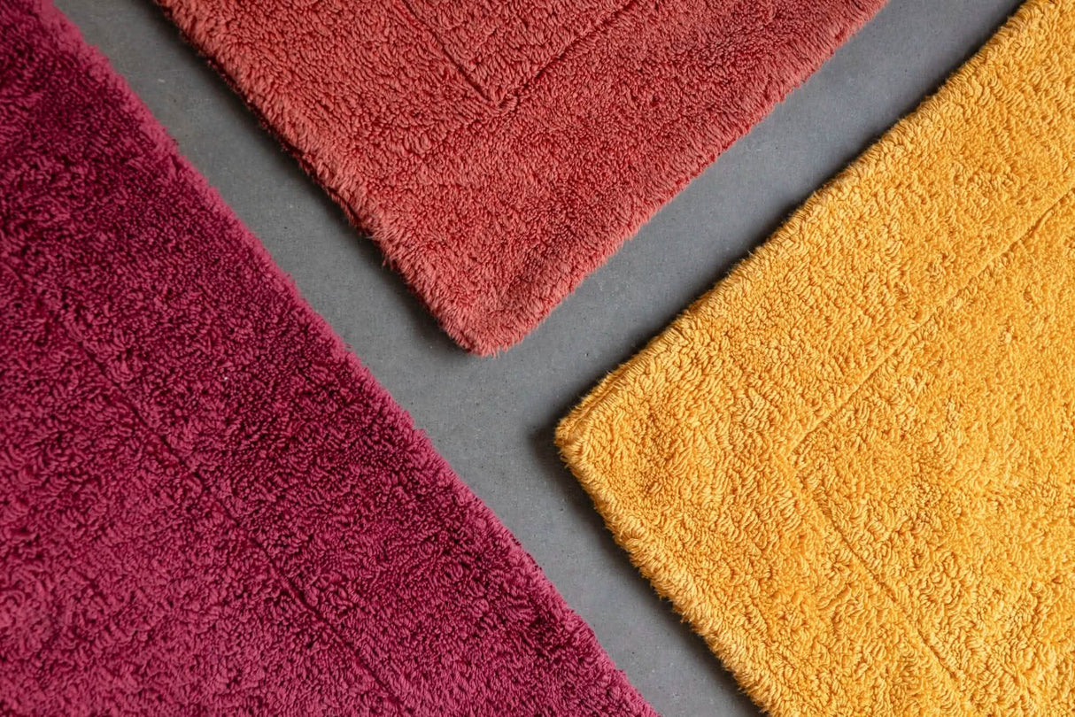 A&H Double Tub Mats. Left: 578 Canyon, Middle: 638 Chili, Right: 870 Curcuma