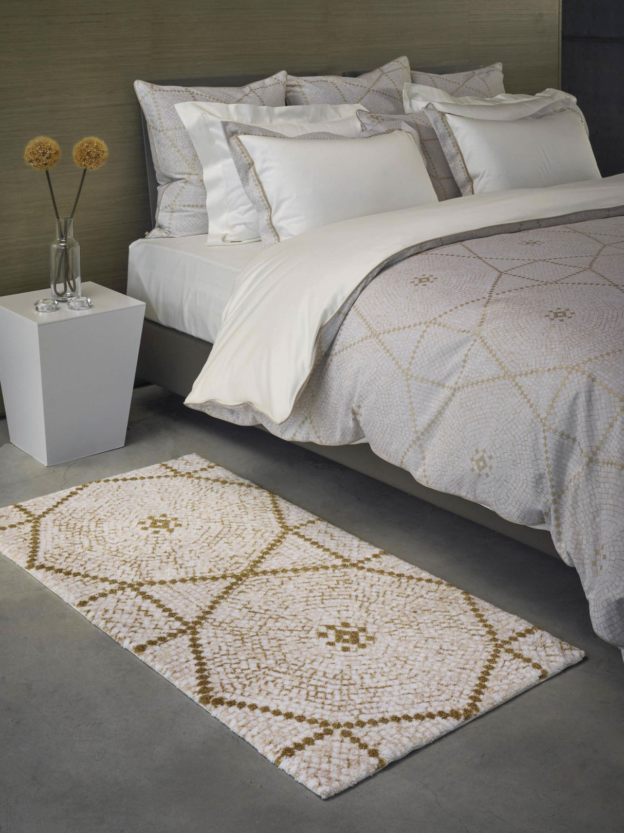 A&H Kery Bath Rug