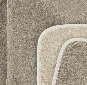 A&H Lino Towels are two-tone, reversible in 101 Ecru and 770 Linen