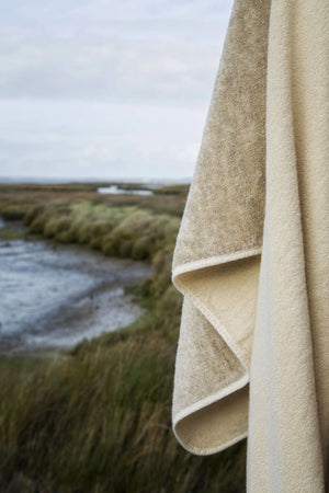 A&H Lino Towels are two-tone, reversible in 101 Ecru and 770 Linen