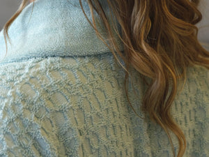 A&H Lodge Robe in 235 Ice