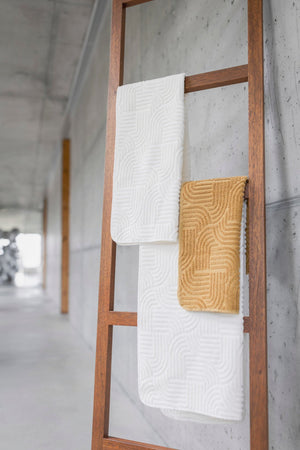 A&H Olly Towels in 103 Ivory & 840 Gold