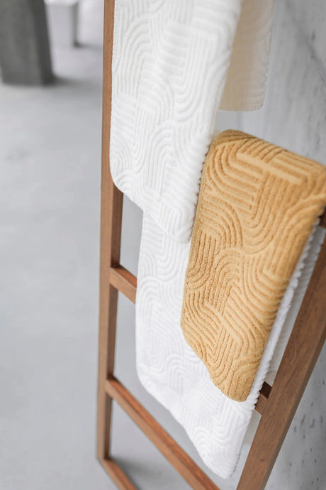 A&H Olly Towels in 103 Ivory & 840 Gold