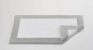 A&H Origine Reversible Bath Rug in 992 Platinum (Border) and 100 White (Inset). 100% Giza Egyptian Cotton Long Staple