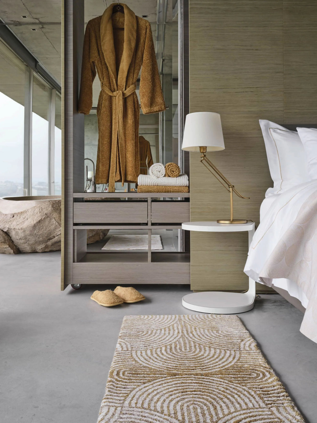 A&H Petal Bath Rug in 770 Linen