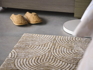 A&H Petal Bath Rug in 770 Linen