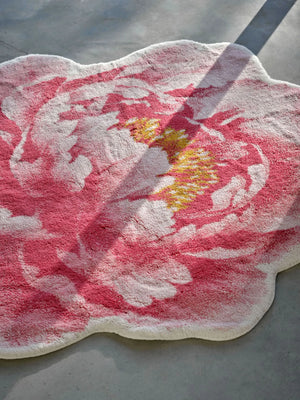 A&H Pivoine Bath Rug in 573 Flamingo, Round 39" Diam. - 100% Giza Egyptian Cotton Long Staple