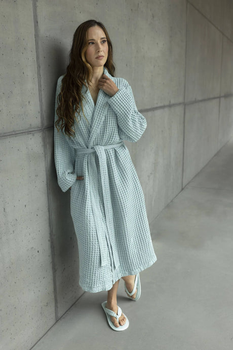 A&H Pousada Robe in 235 Ice