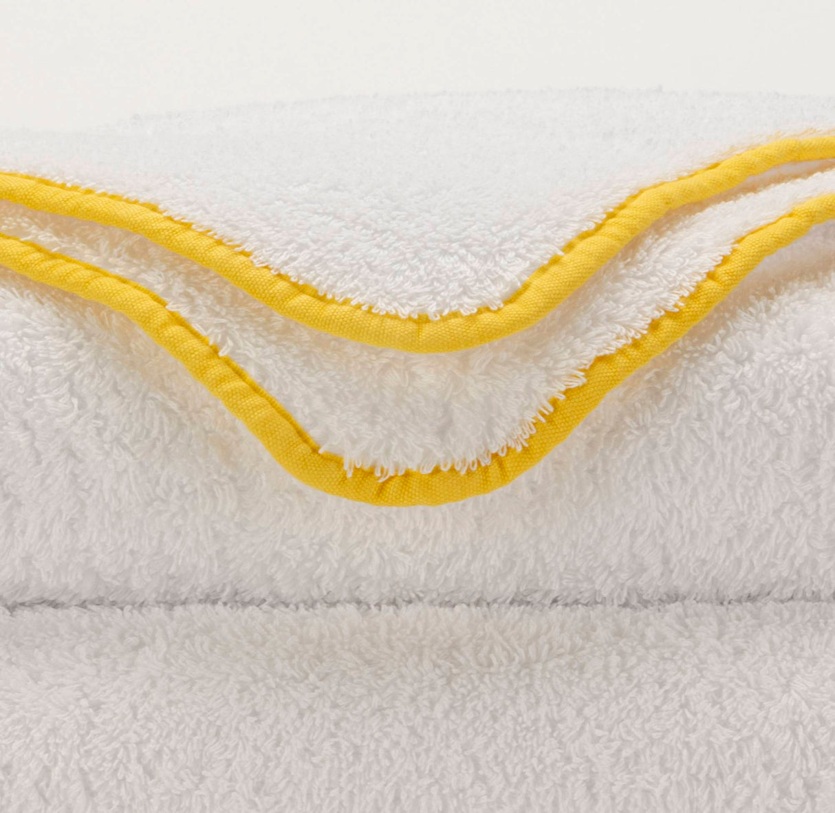 A&H Surf Towels in 830 Banane w/ 100 White base (Super Pile)