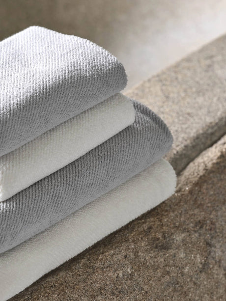 A&H Twill Towels (top-to-bottom) in 992 Platinum, 103 Ivory, 992 Platinum and 103 Ivory
