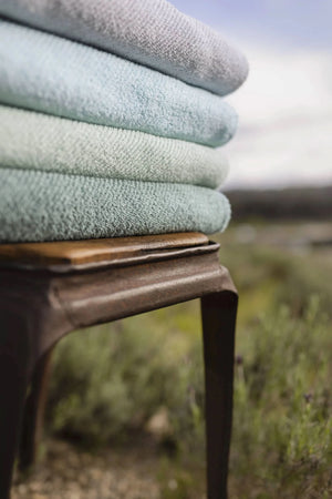 A&H Twill 100% Giza Egyptian Cotton Extra-Long Staple Towels