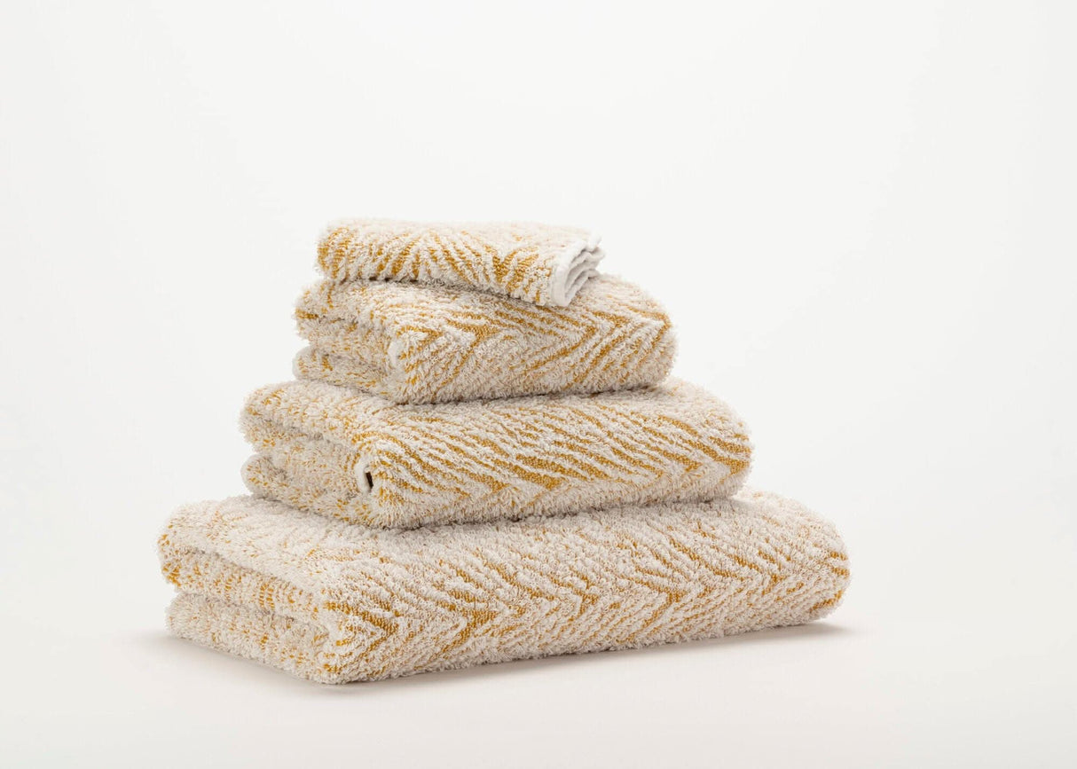 A&H Vasco Towels in 840 Gold