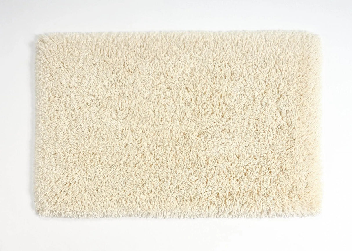 A&H Shag Rug in 101 Ecru
