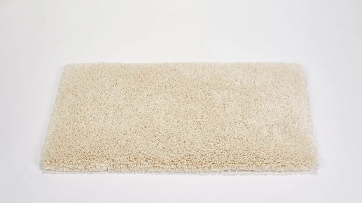 A&H Shag Rug in 101 Ecru