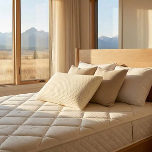 The BE Willow pillow is made from a ventilated 100% natural Vita Talalay latex core. A washable knit organic cotton cover is included
