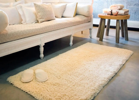A&H Shag Rug in 101 Ecru