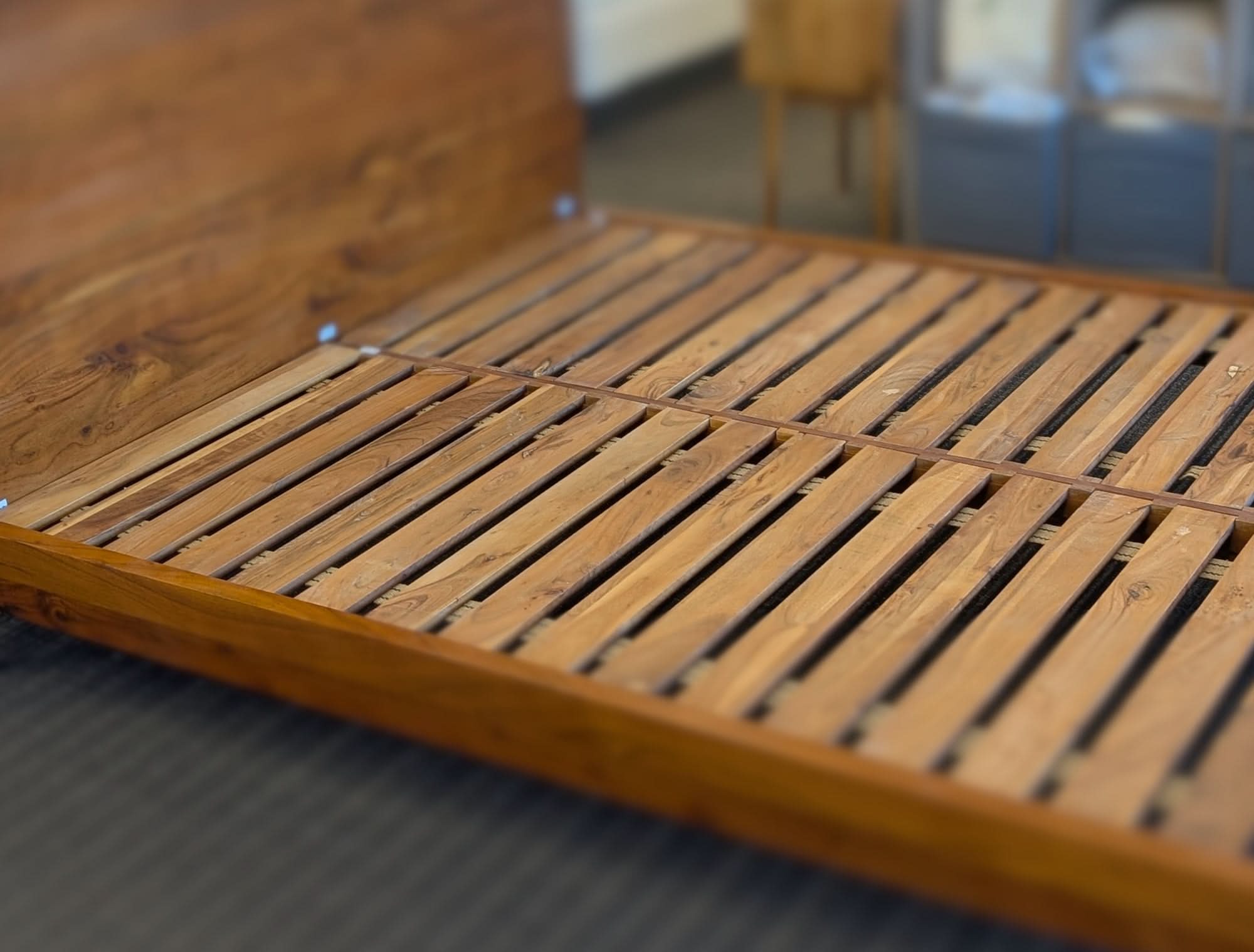 Sofia Live Edge Acacia Wood Platform Bed in Canada – Mattress