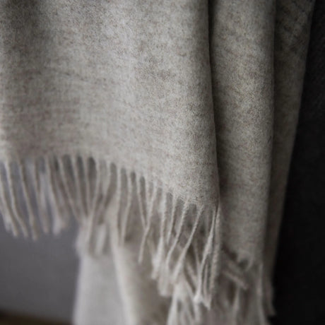 St Genève Aria Throw in Crimini gradient colourway