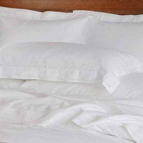 Bellino shams and pillowcases in white