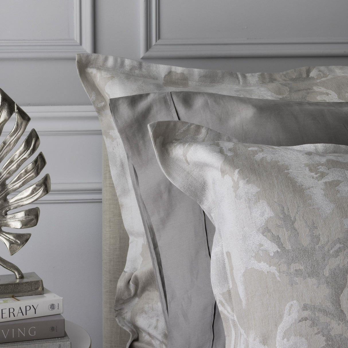 St Genève Blossom Duvet Cover in Oyster colourway