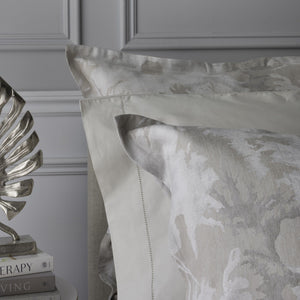 St Genève Blossom Duvet Cover in Oyster colourway
