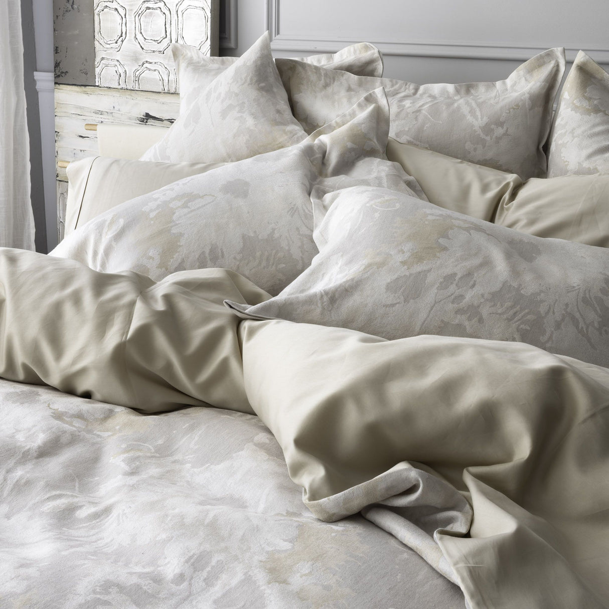 St Genève Blossom Duvet Cover in Parchment colourway