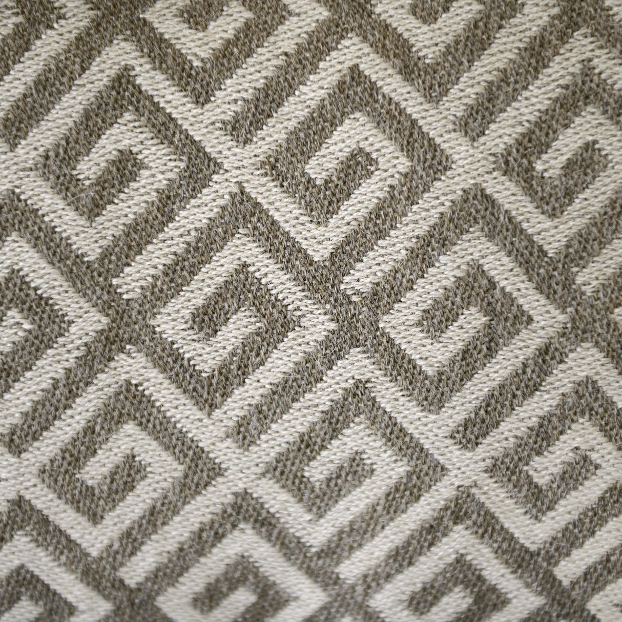 St Genève Bruno Throw in Almond colourway
