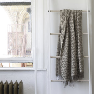 St Genève Bruno Throw in Almond colourway