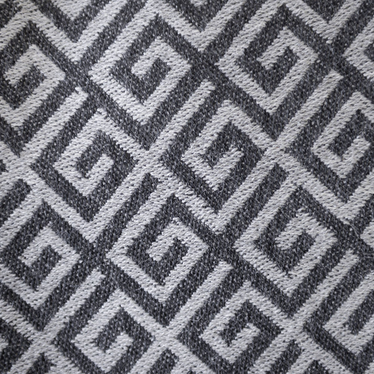 St Genève Bruno Throw in Charcoal colourway