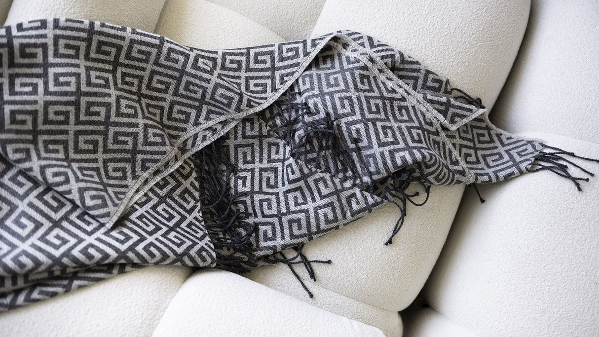 St Genève Bruno Throw in Charcoal colourway