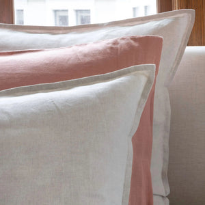 St Genève Echo Linen in Rhubarb (middle knife-edge pillow)
