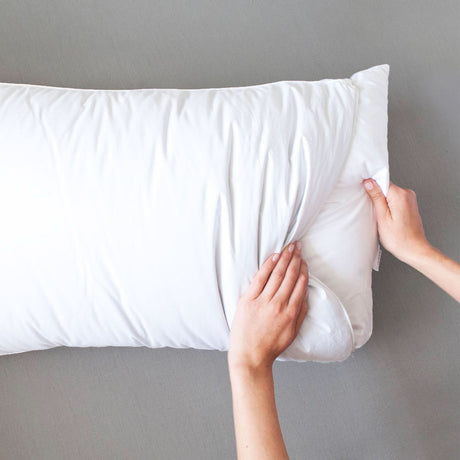 St Genève Eider Luxe pillows are uniquely constructed with a zippered outer Eiderdown envelope and a 1,000 loft Goose Down core for incredible support