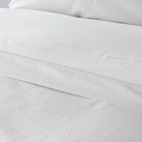 St Genève Eterna in Diamonte - flat sheet 4" cuff w/ Capri 100 White solid