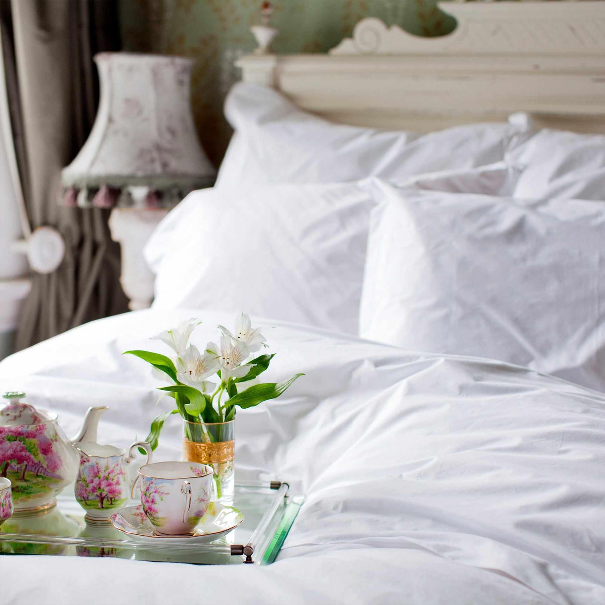 Hotel Roma in White