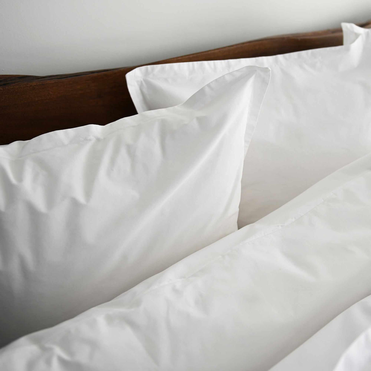 Hotel Roma in White