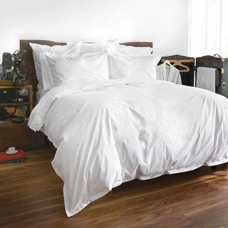 Hotel Roma in White