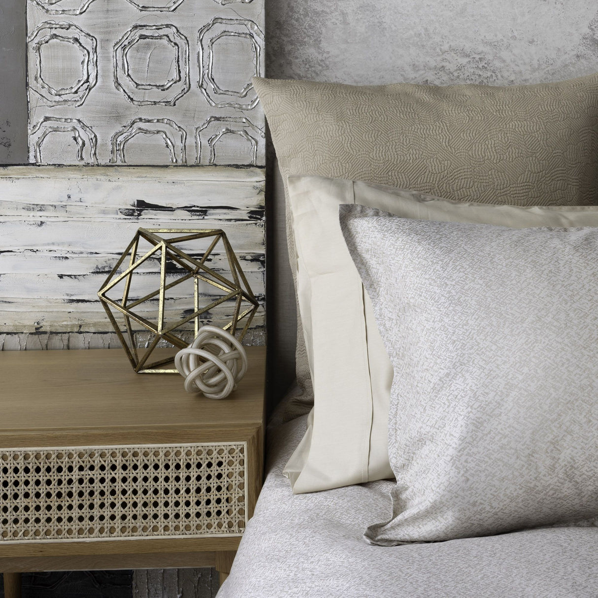 St Genève Rio Duvet Cover in Pearl colourway
