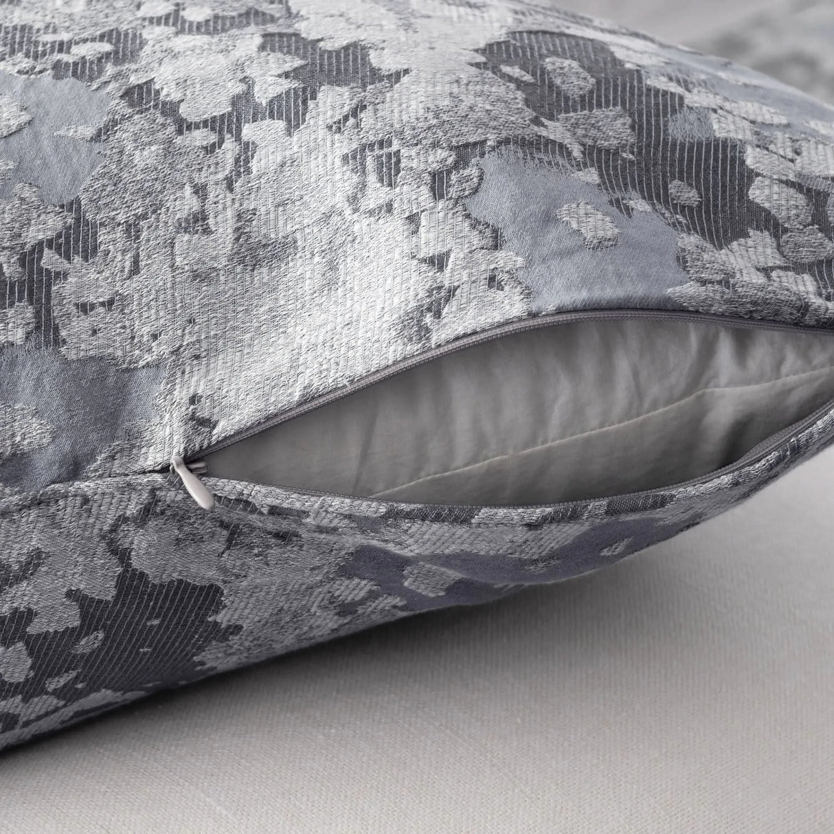 St Genève Sakura Duvet Cover in Moonlight colourway