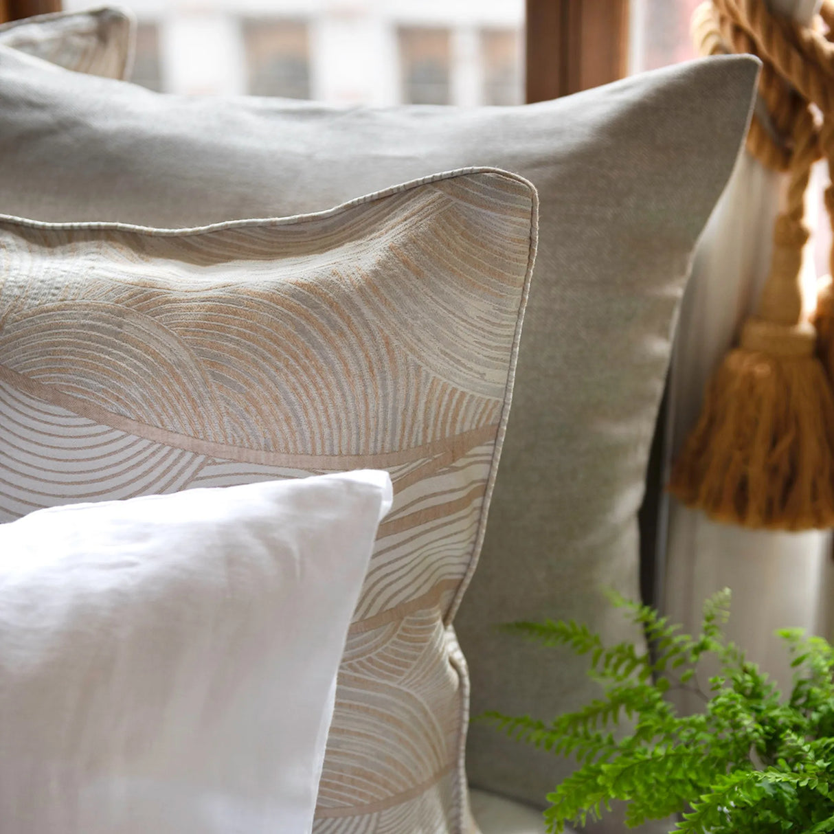 Saturna Duvet Cover