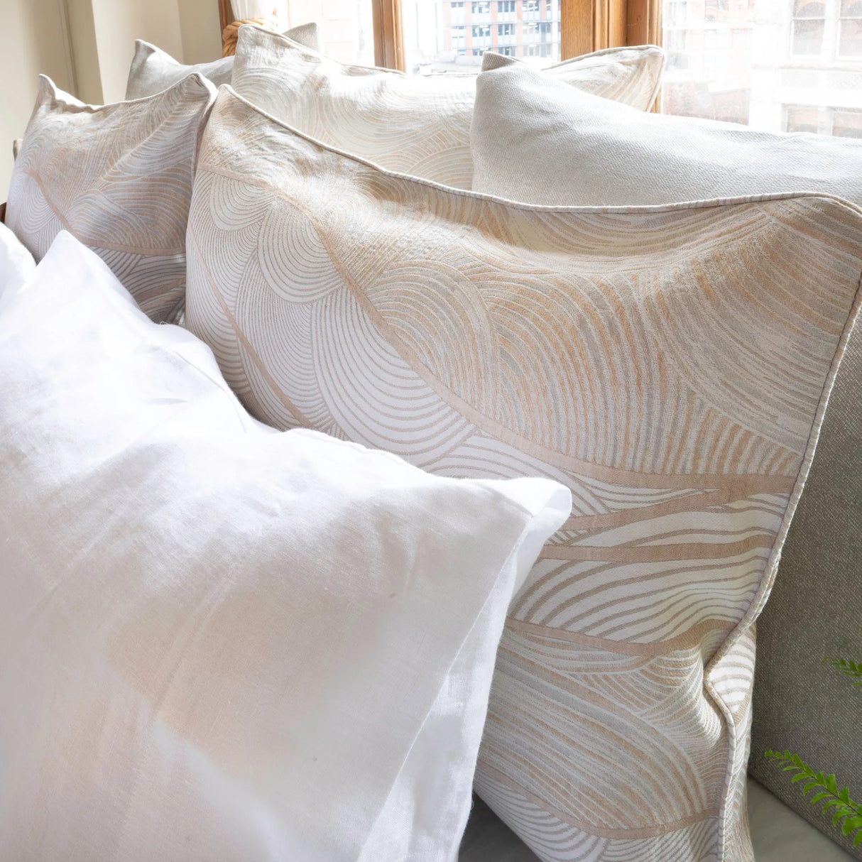 Saturna Duvet Cover
